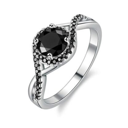 Bague fantaisie esprit vintage avec pierre Swarovski noire