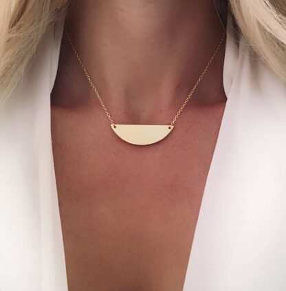 Collier tendance 2024- geometrique