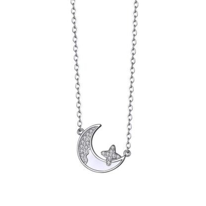 Affirmez votre style boheme avec notre collier lune, un accessoire qui incarne la liberte et l'aventure