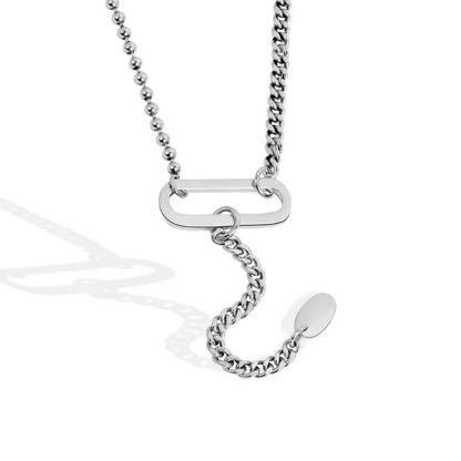 Transformez votre tenue avec nos colliers en argent sterling 925, des accessoires qui ajoutent une touche de sophistication à votre look.