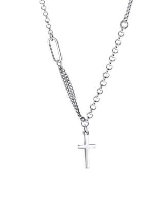 Optez pour le chic intemporel avec nos colliers croix en argent , des accessoires polyvalents qui peuvent être portés seuls pour un look minimaliste ou superposés avec d'autres bijoux pour une allure plus audacieuse et tendance